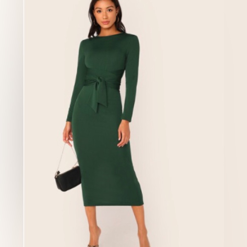 Long sleeves body on dress